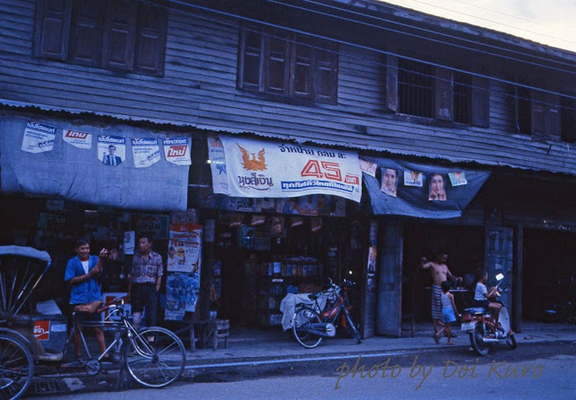 Chum anh cuoc song o thanh pho Chiang Mai nam 1984-Hinh-8